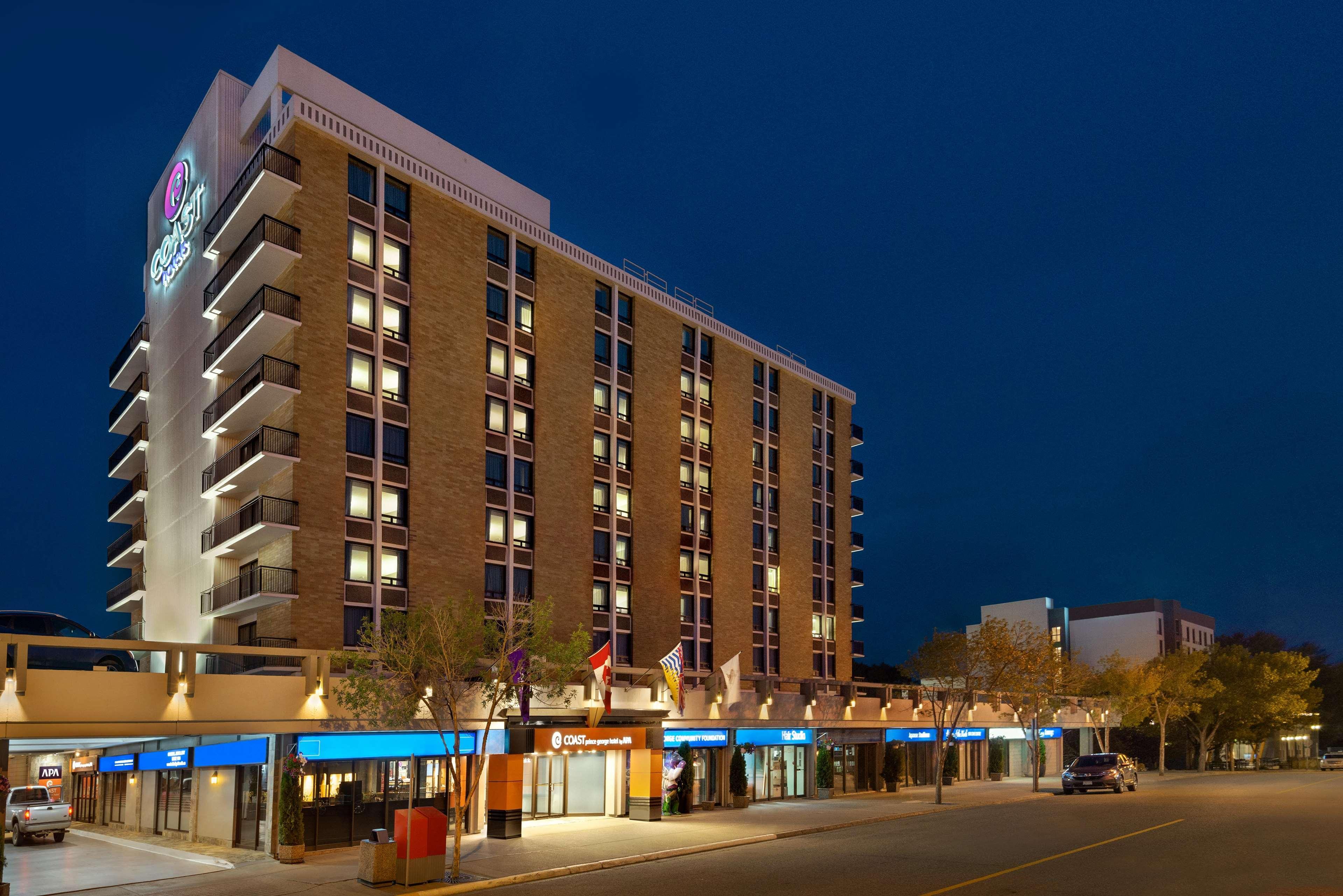 Coast Prince George Hotel By Apa Экстерьер фото
