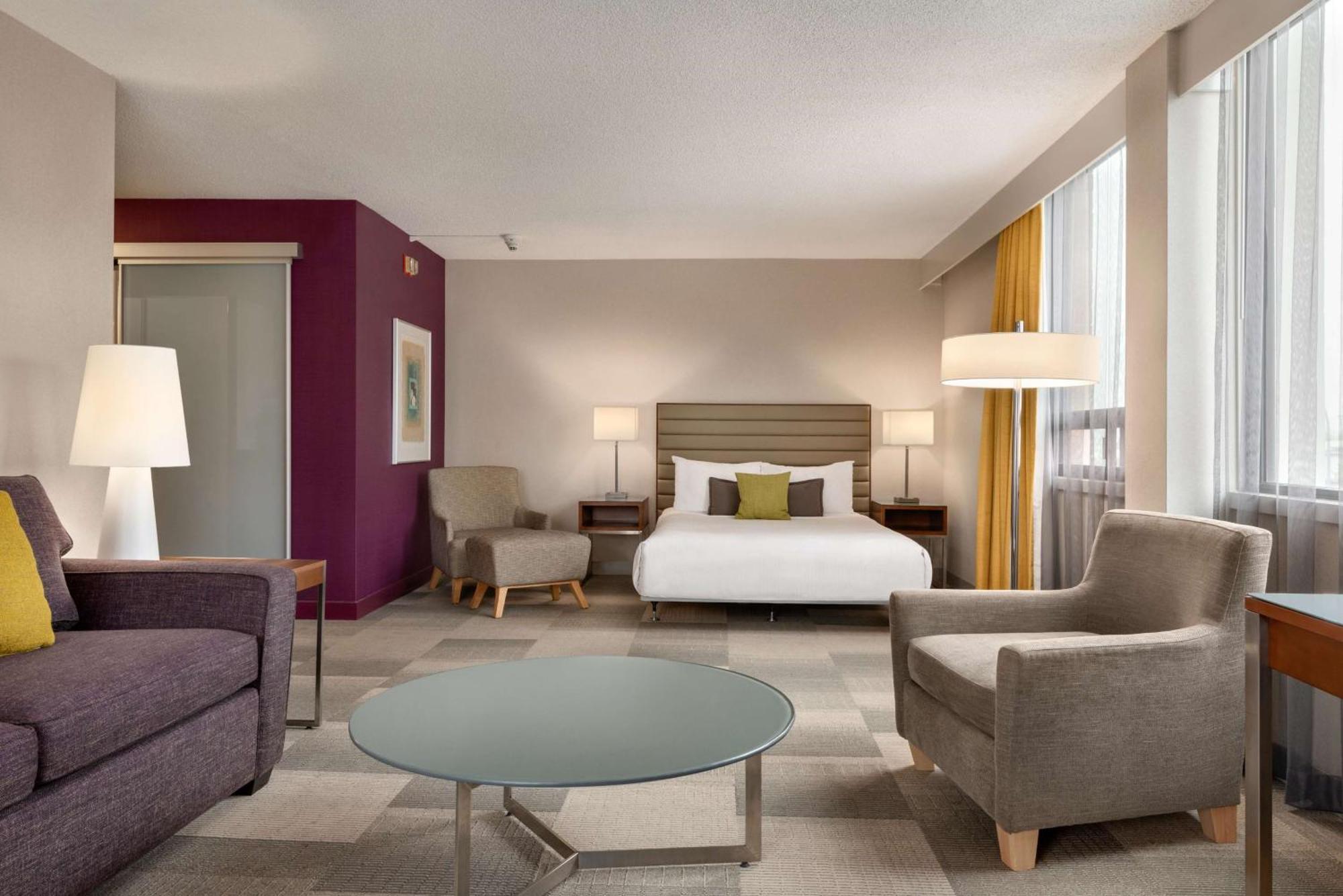 Coast Prince George Hotel By Apa Экстерьер фото