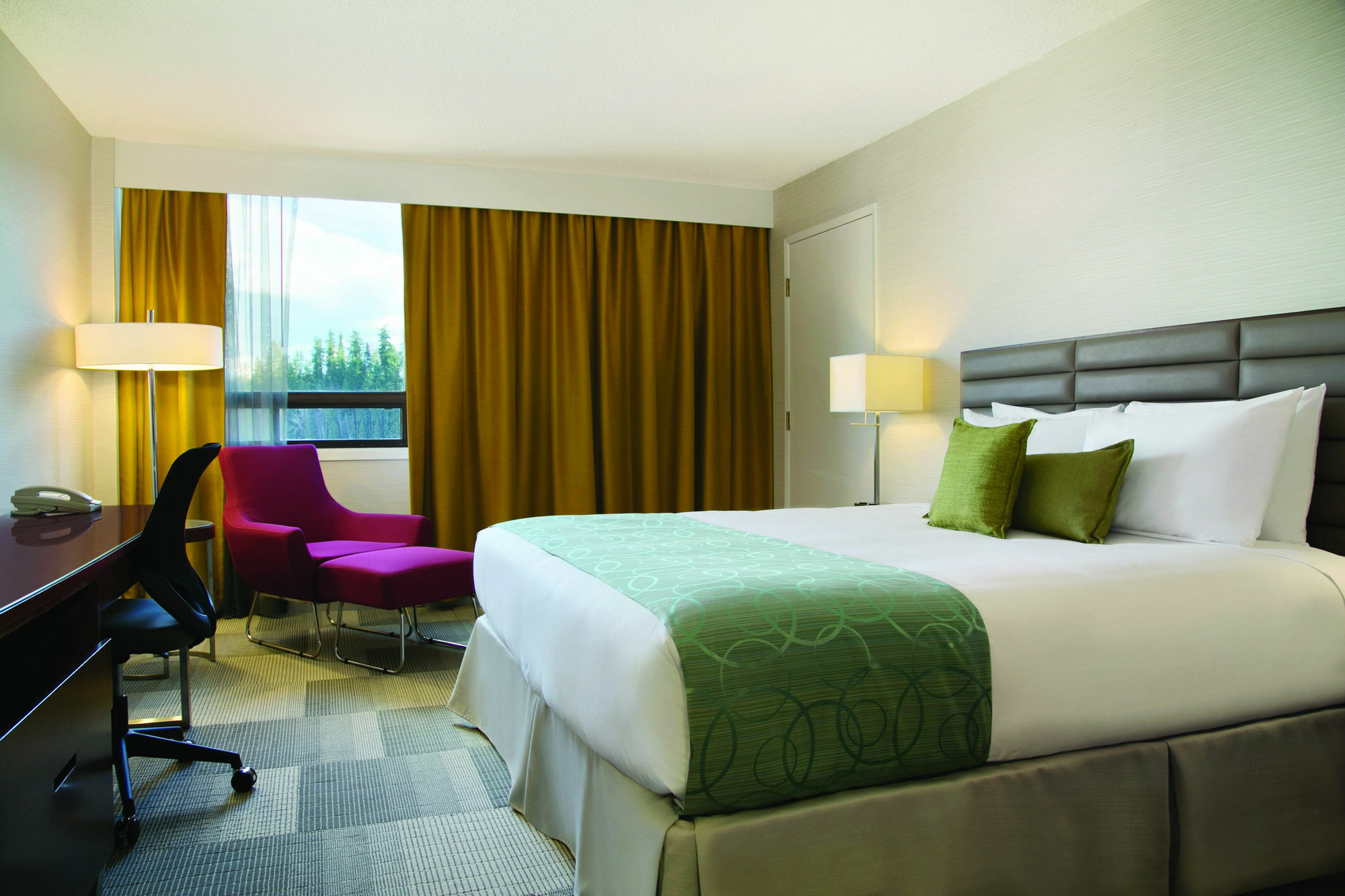 Coast Prince George Hotel By Apa Экстерьер фото